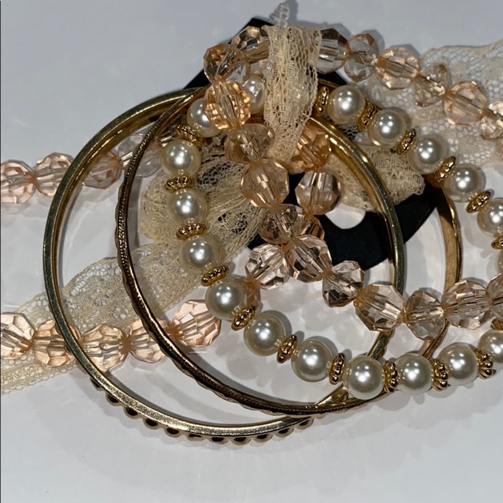 Bracelets - Picture 3 of 3